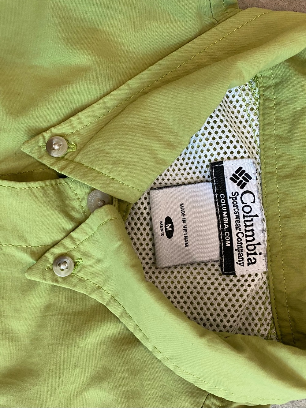Men’s Columbia fishing shirt